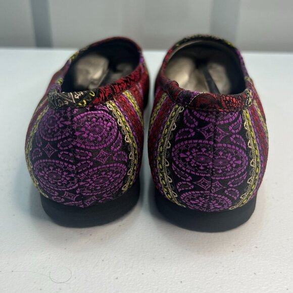 Rampage Super Boho Slip On Multicolored Flats Size 7.5M NIB Bohemian Purple Red - Picture 6 of 10